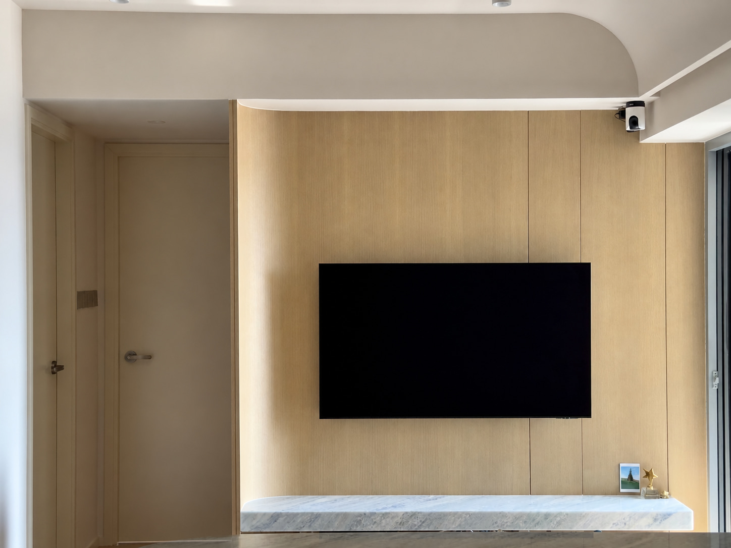 GRAND PROMENADE APARTMENT master cover