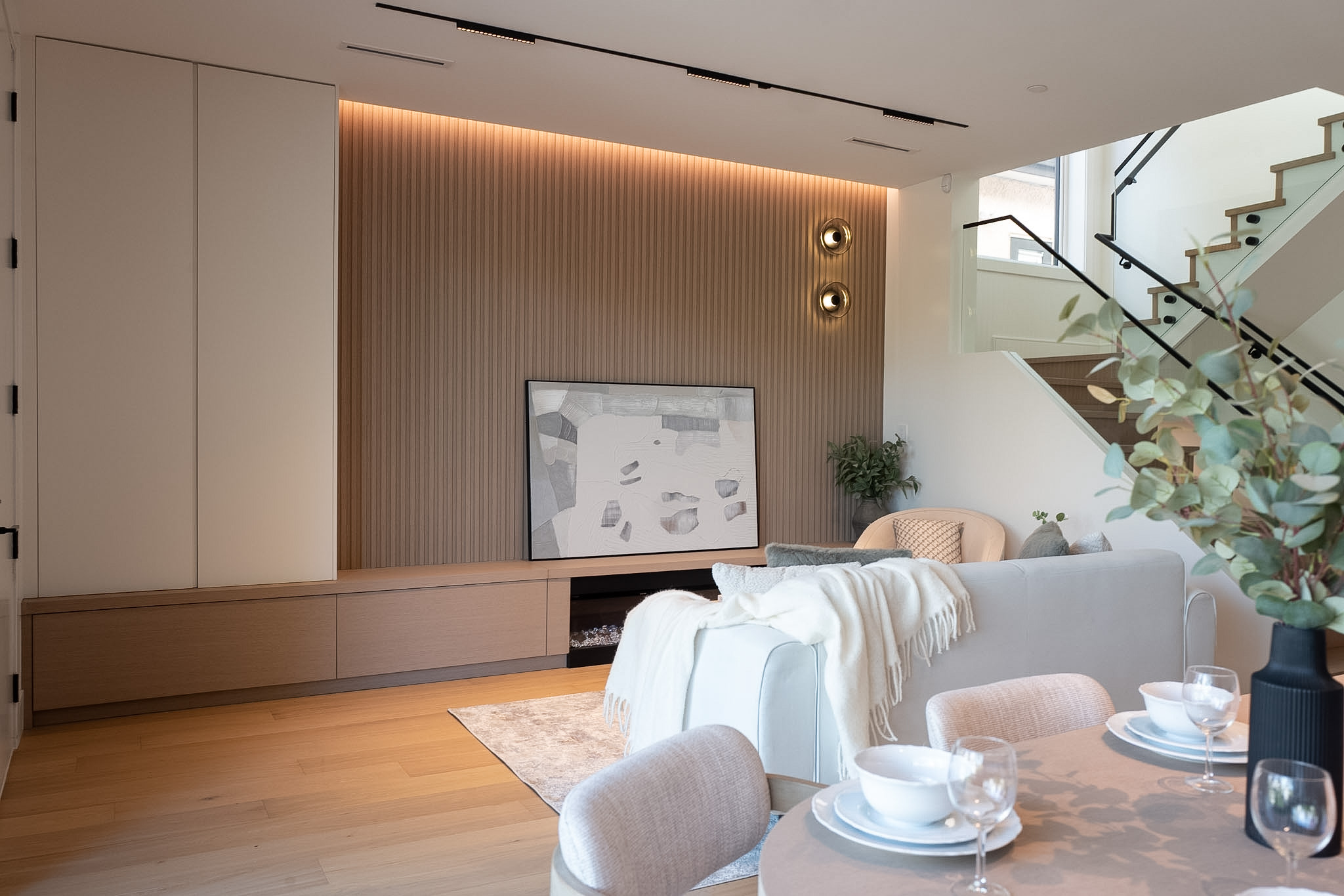 Henry Lee Design - VANCOUVER WEST HOUSE - 2